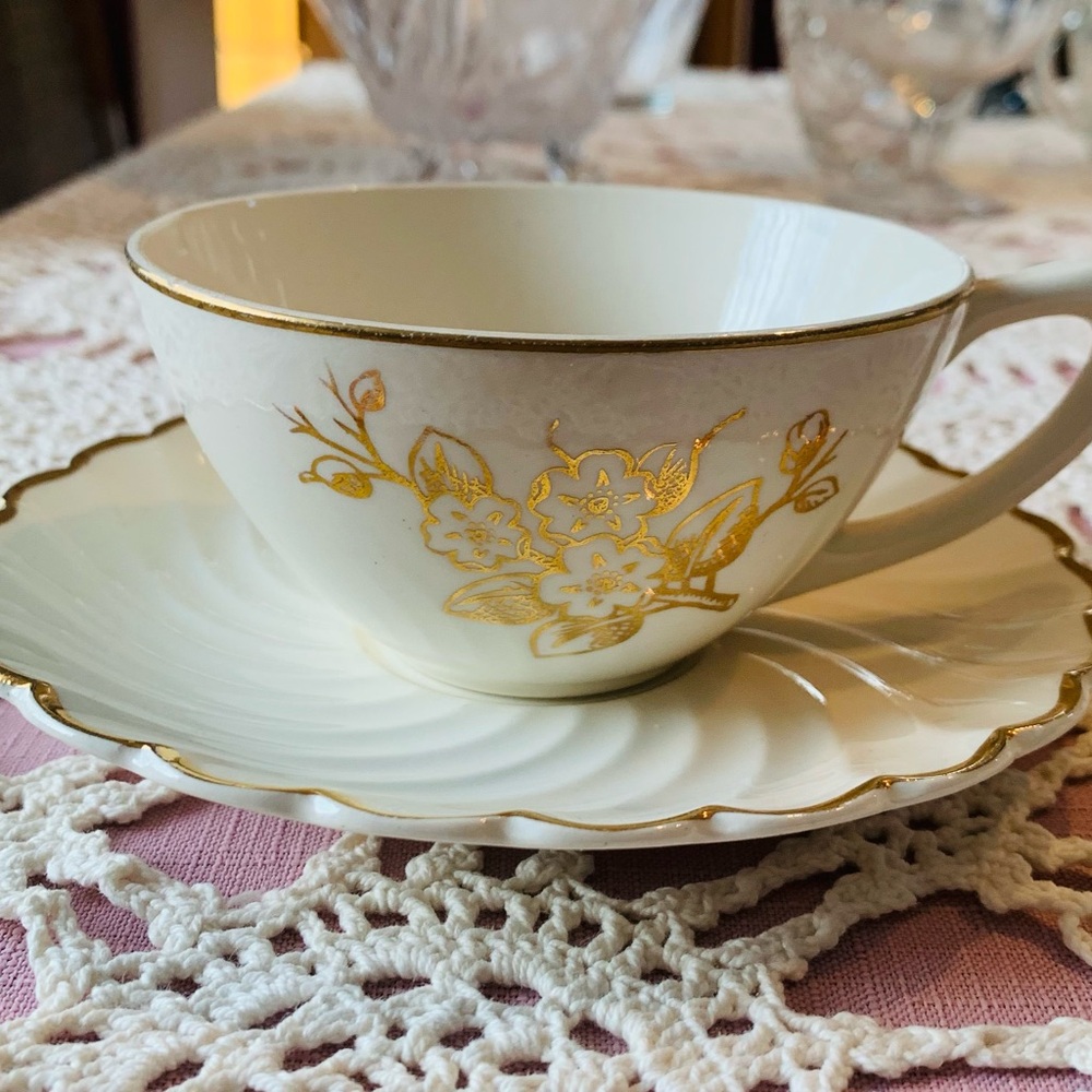 Royal Staffordshire Porcelain Tea Cup & Saucer Set: Elegant White with Gold Trim